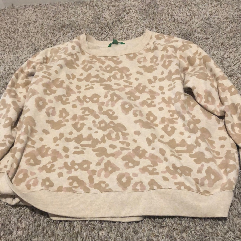 leopard sweatshirt